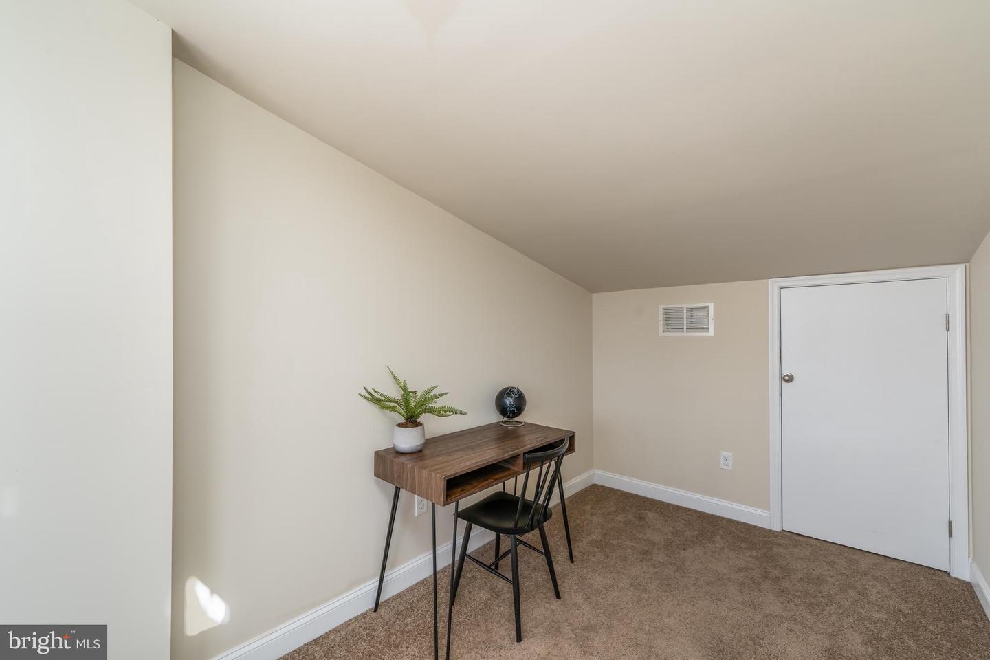 336 S Collington Ave S Property Photo 23