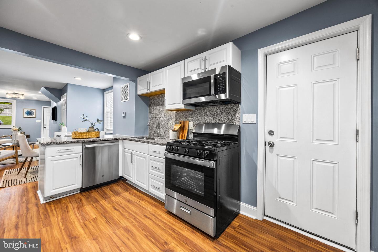 4406 Saint Georges Ave Property Photo 15