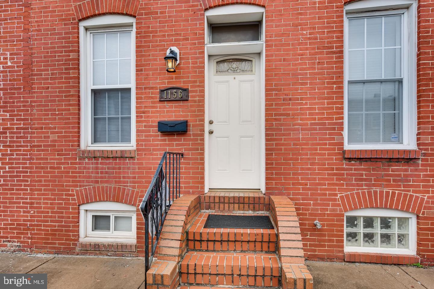 1156 SCOTT ST Property Photo 1