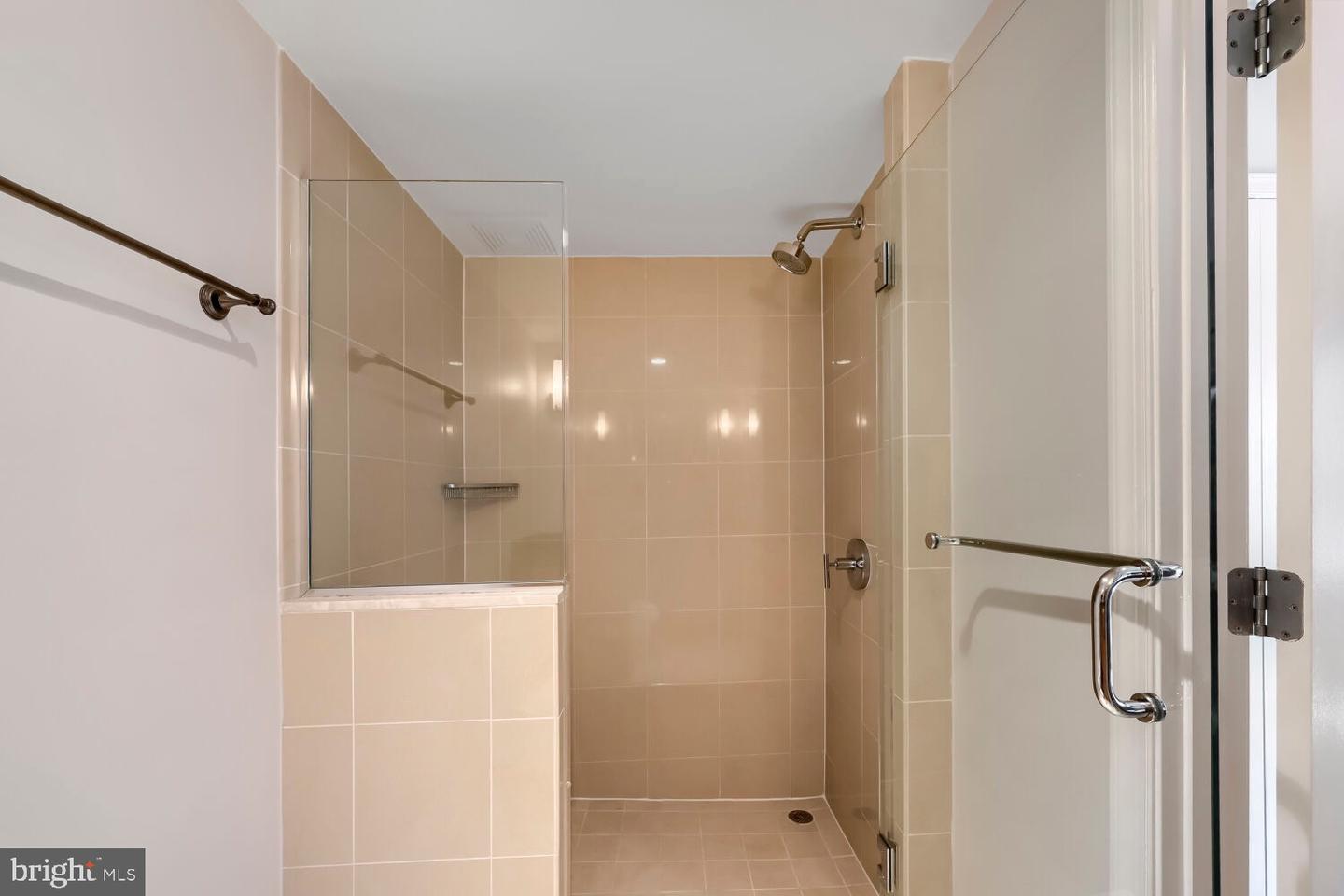850 Aliceanna St #305 Property Photo 31