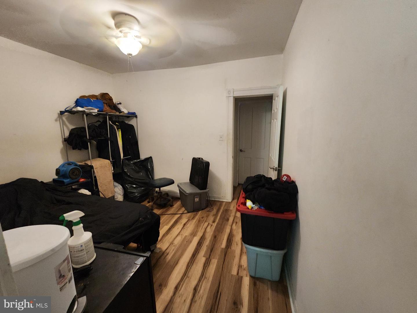 910 N Dukeland St Property Photo 13