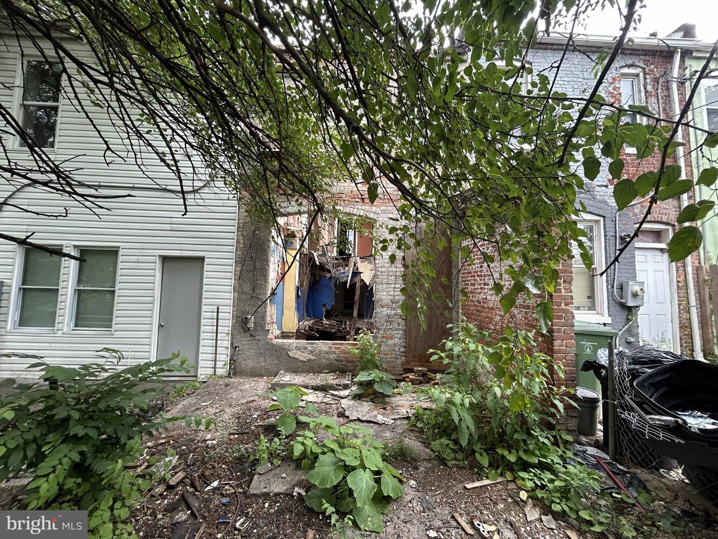 2532 Frederick Ave Property Photo 8