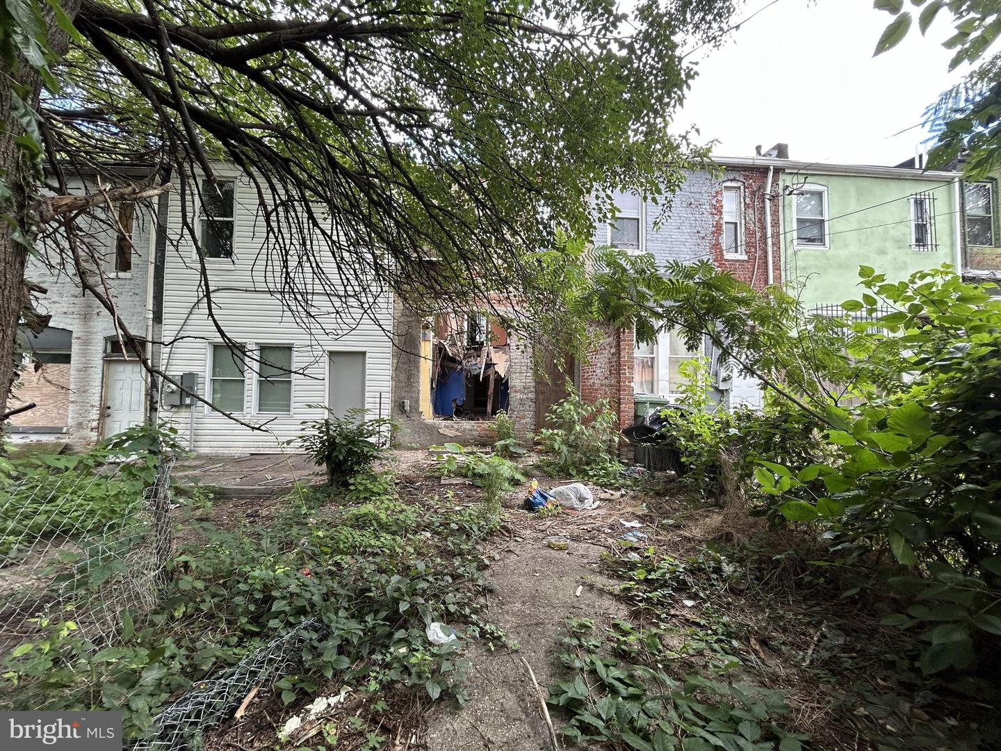 2532 Frederick Ave Property Photo 9