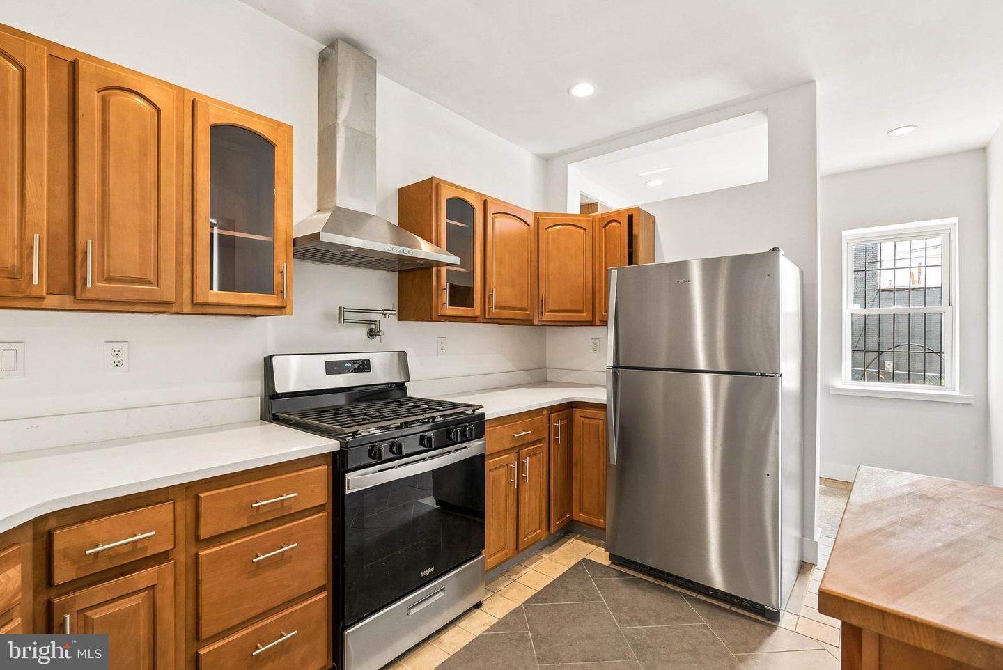 1339 N Patterson Park Ave Property Photo 15