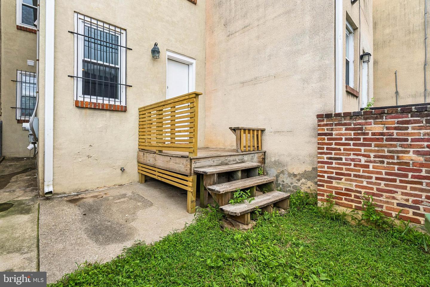 1339 N Patterson Park Ave Property Photo 29