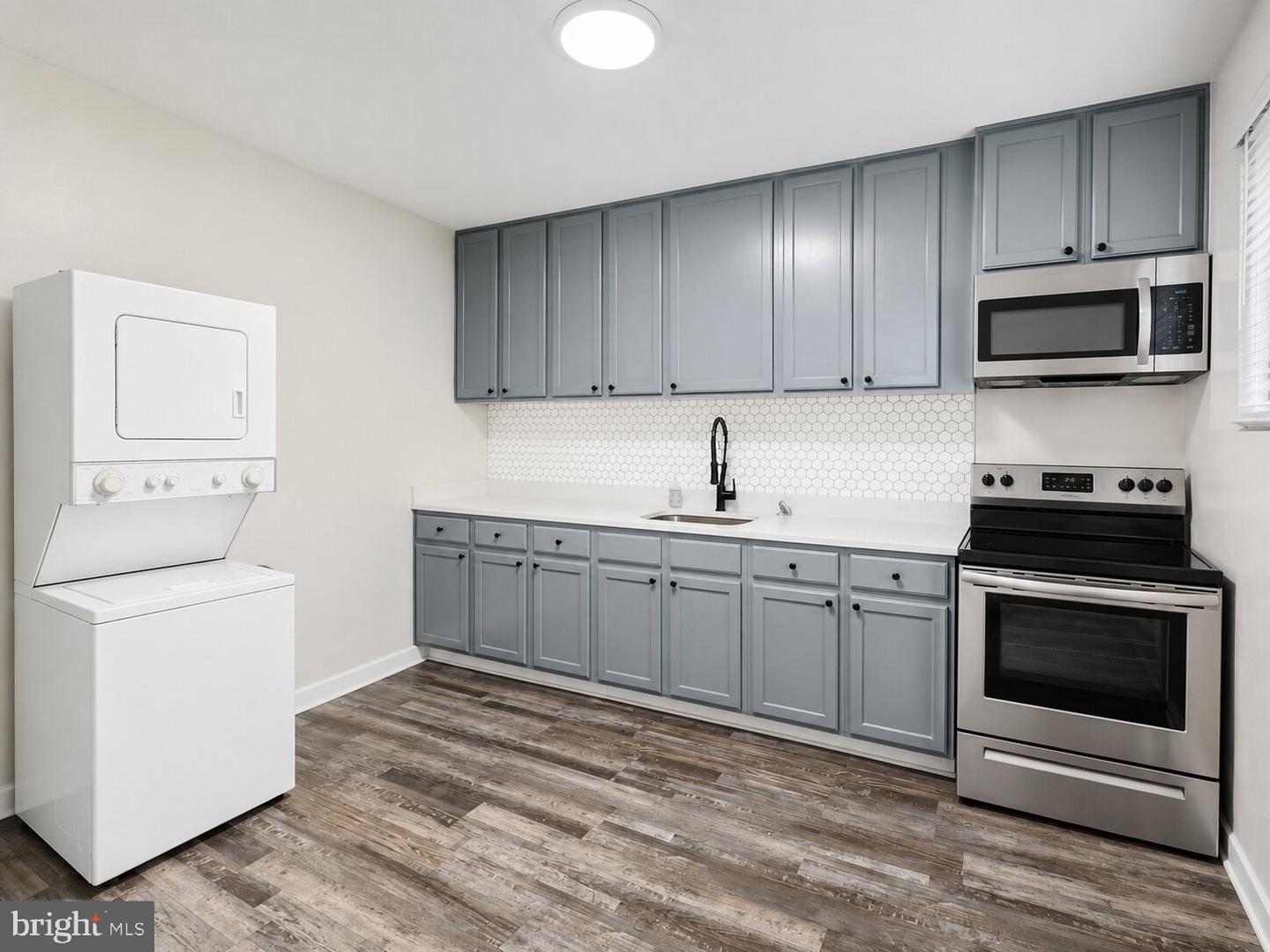 2960 Harford Rd Property Photo 11