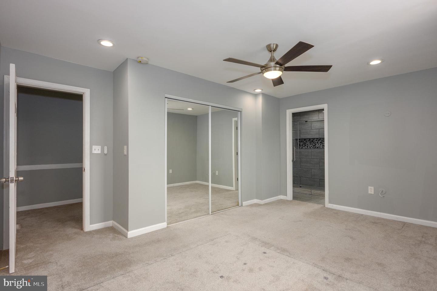 4616 Curtis Ave #unit B Property Photo 9