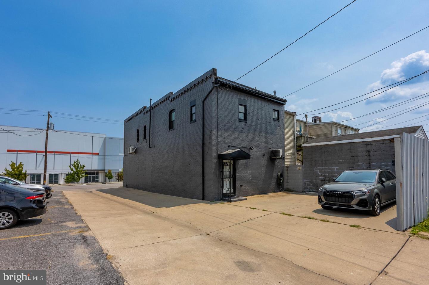 4616 Curtis Ave #unit B Property Photo 14