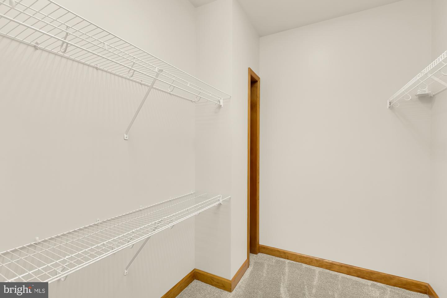 1121 S Clinton St Property Photo 20