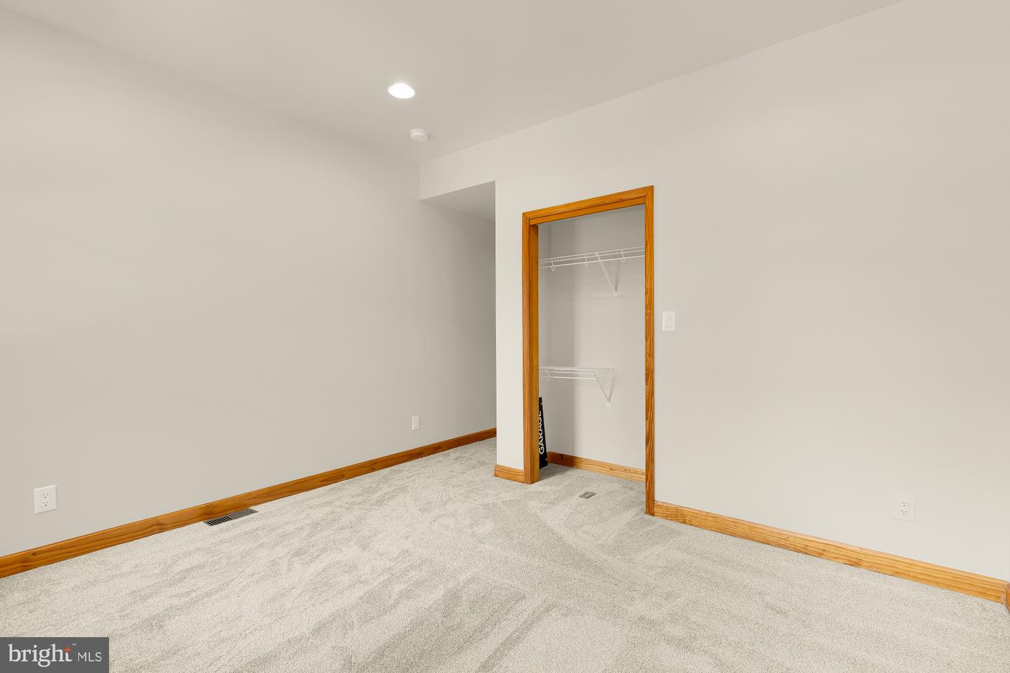 1121 S Clinton St Property Photo 30