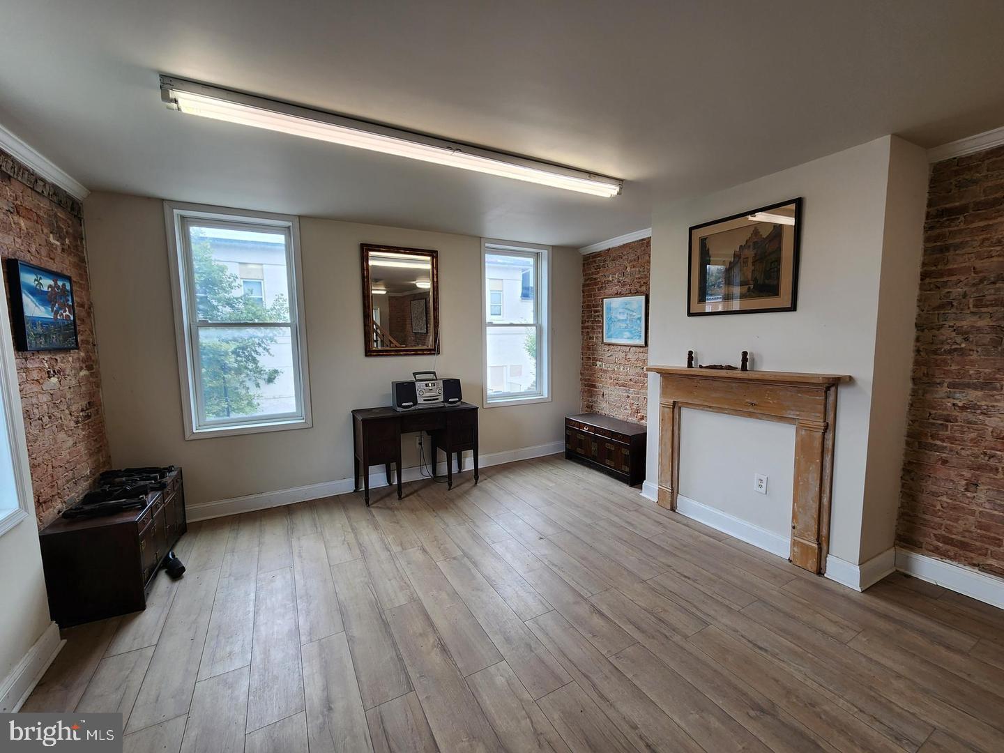 1622 W Baltimore St Property Photo 10