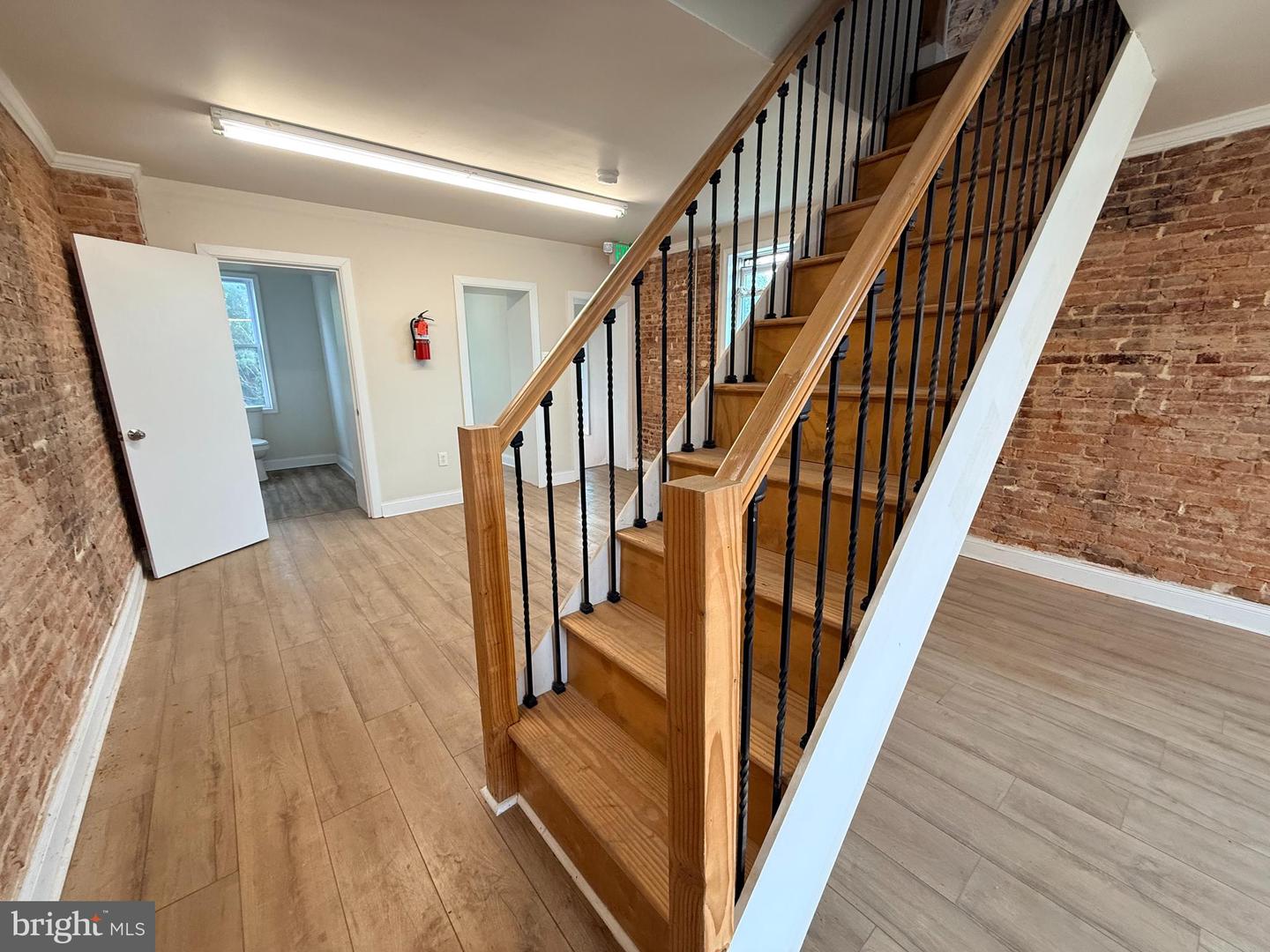 1622 W Baltimore St Property Photo 15