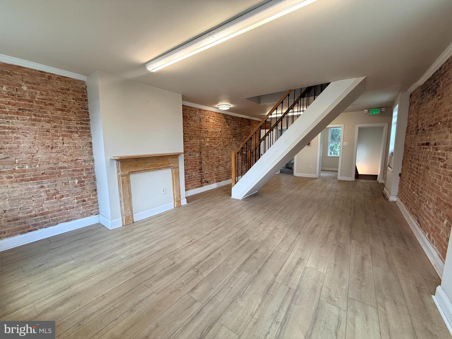 1622 W Baltimore St Property Photo 20