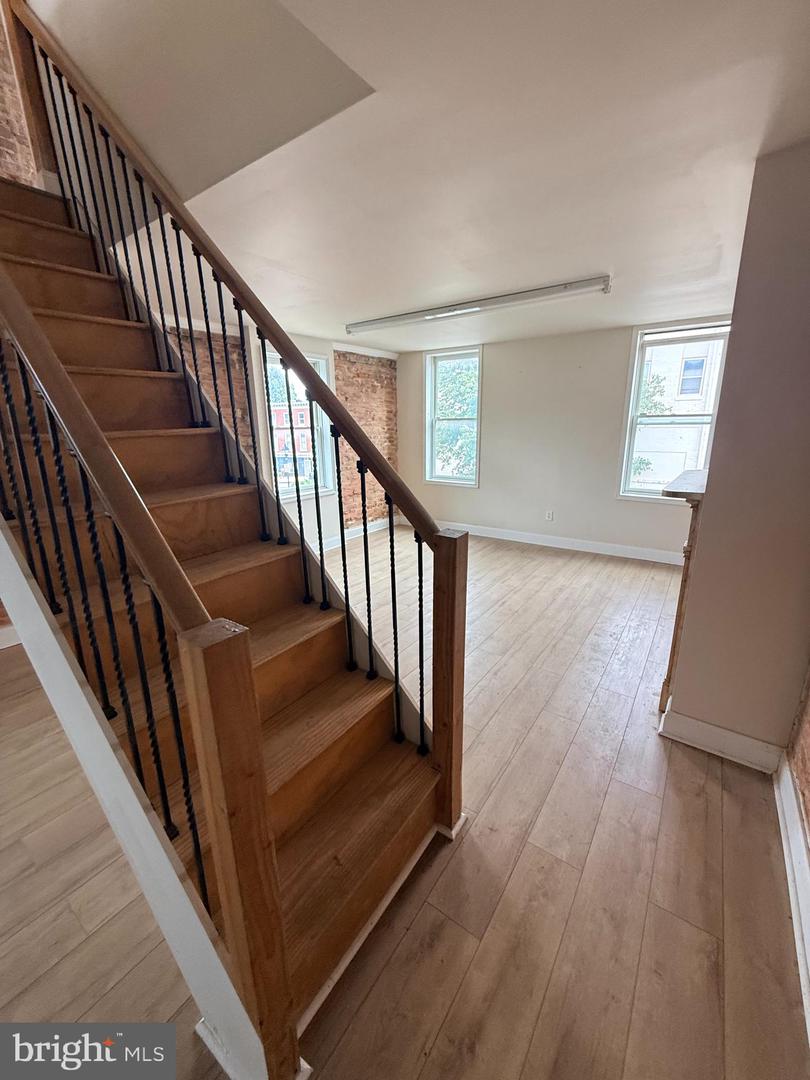 1622 W Baltimore St Property Photo 27