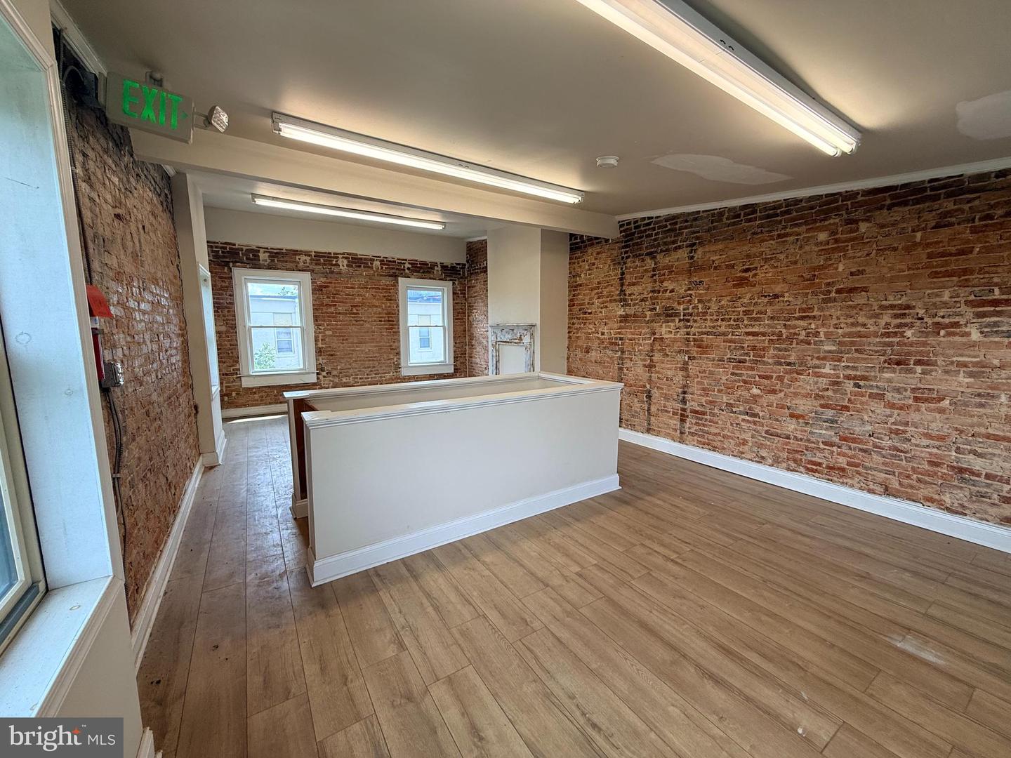 1622 W Baltimore St Property Photo 30