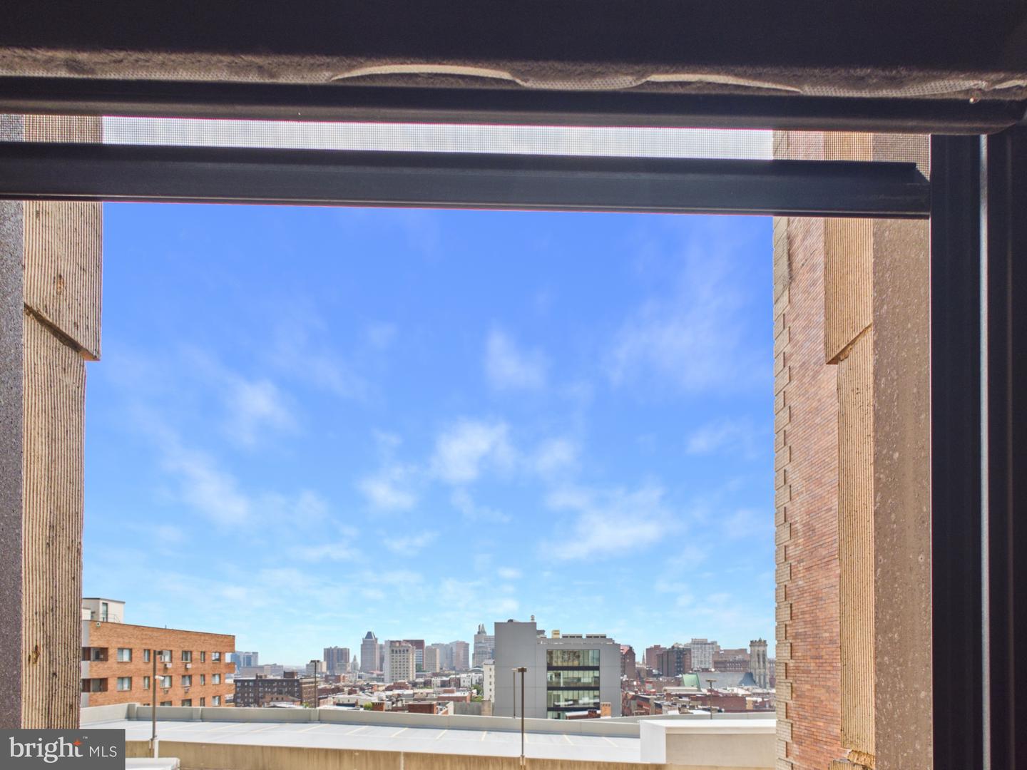 1 E Chase St #614 Property Photo 22