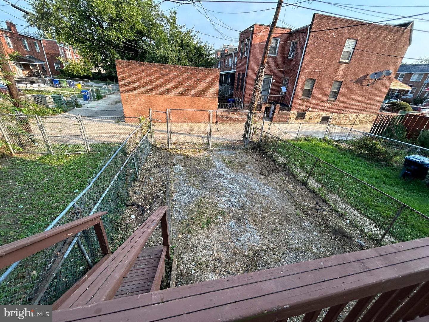 4008 W Garrison Ave Property Photo 3