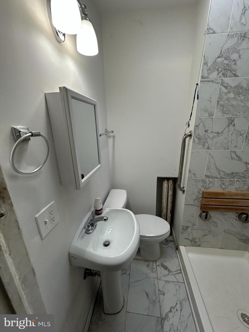 4008 W Garrison Ave Property Photo 13