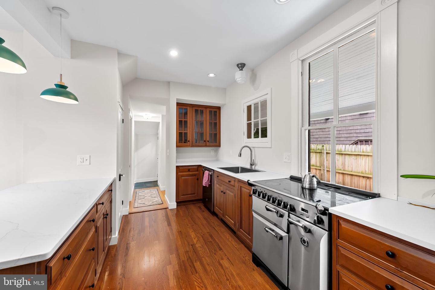 MDBA2226346 Property Photo 24