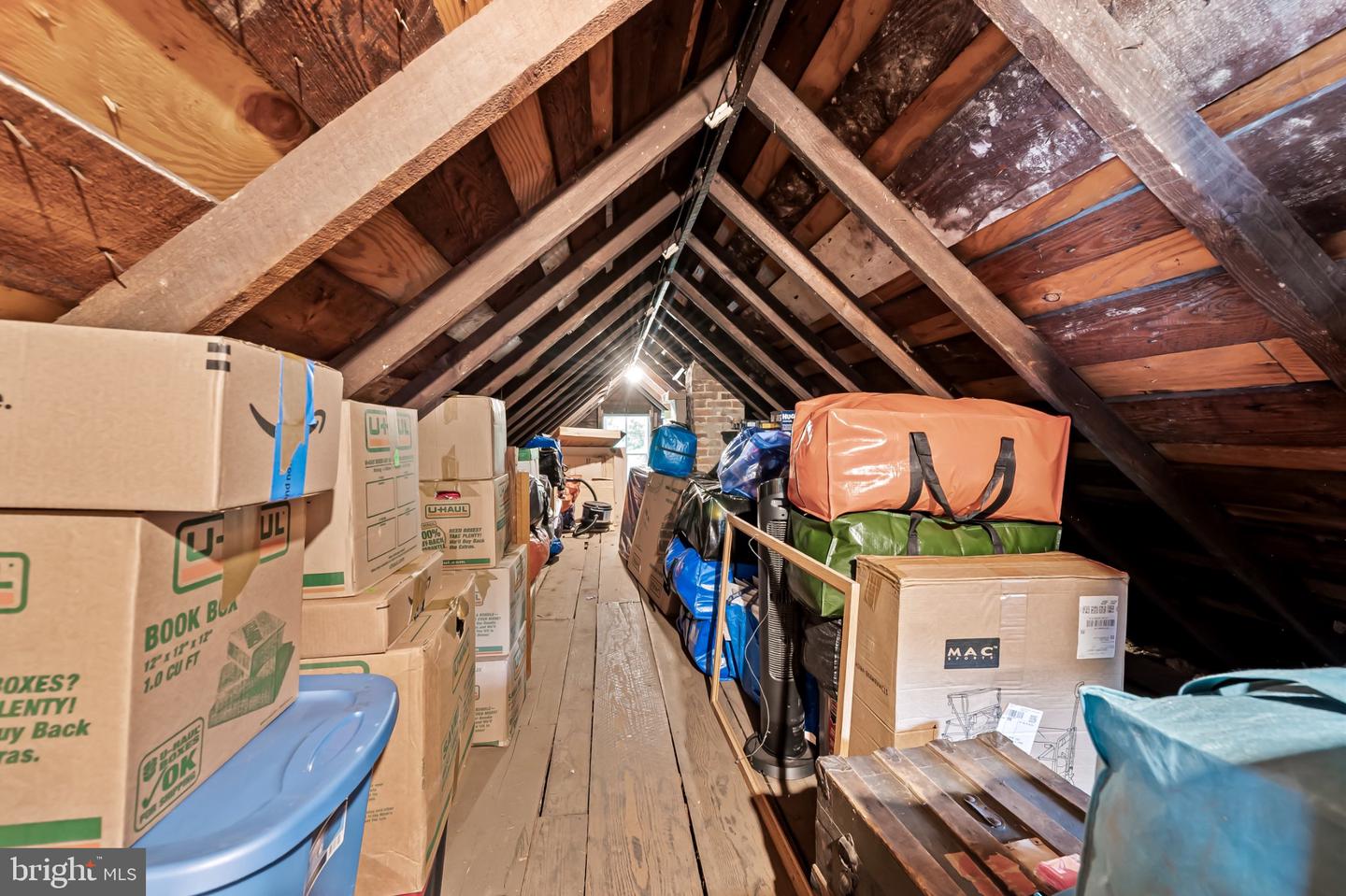 MDBA2226346 Property Photo 43