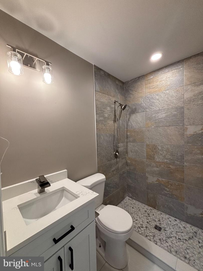 1611 Darley Ave Property Photo 15