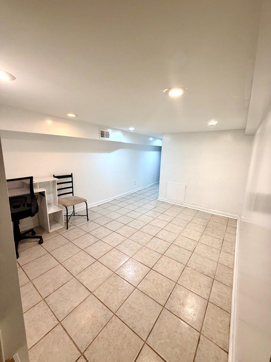 306 Penn St Property Photo 18
