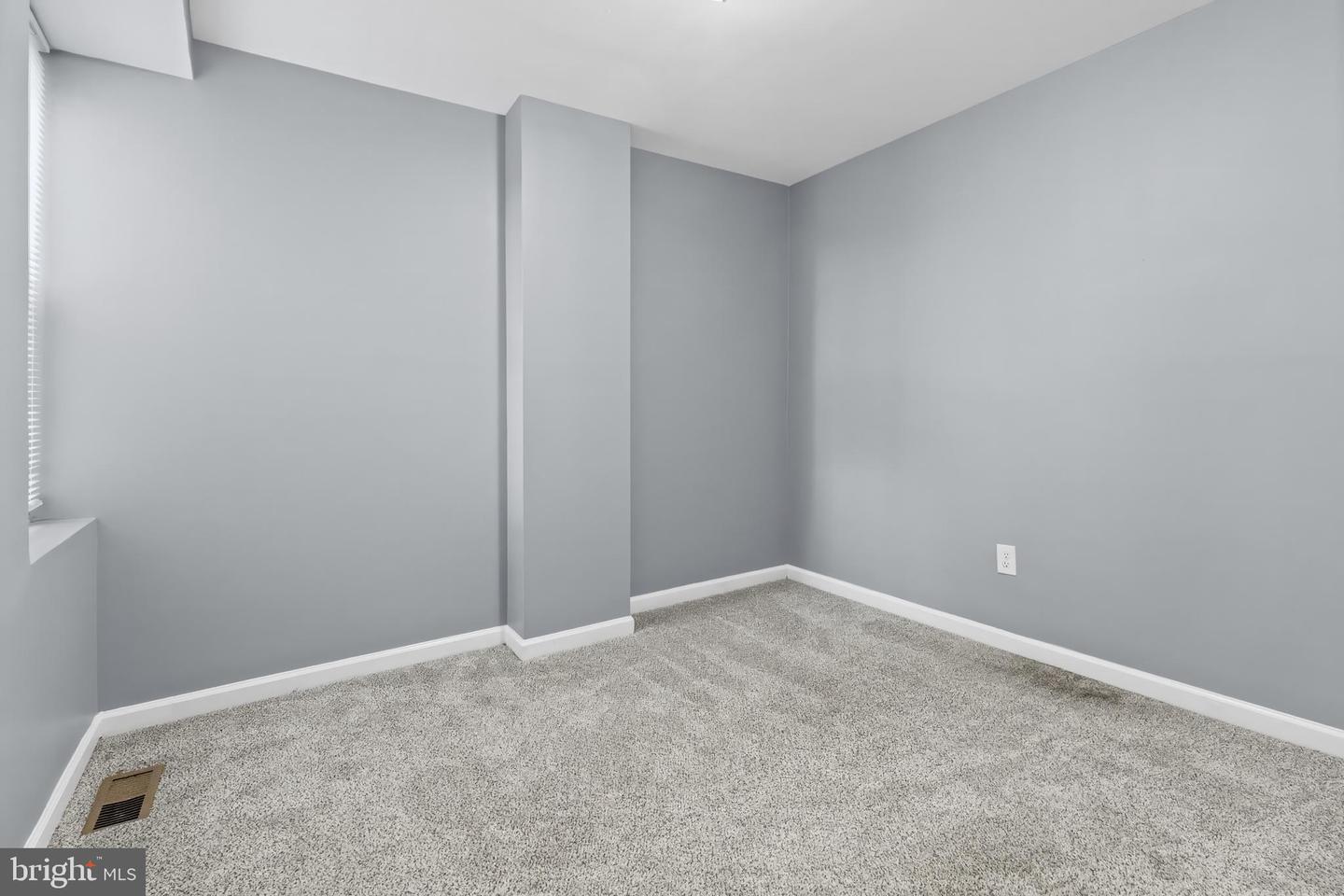 1629 E Oliver St Property Photo 14