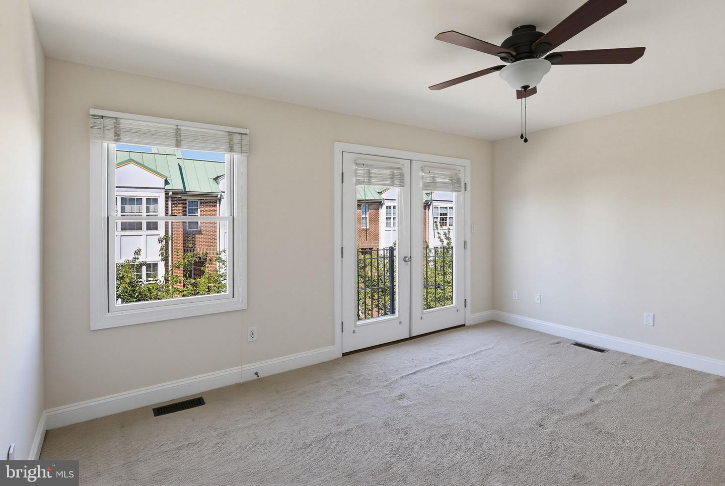 1215 S Bouldin St Property Photo 15