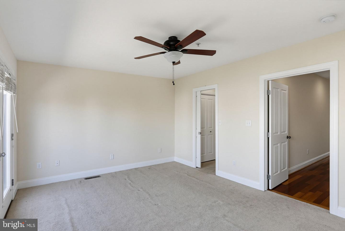 1215 S Bouldin St Property Photo 16