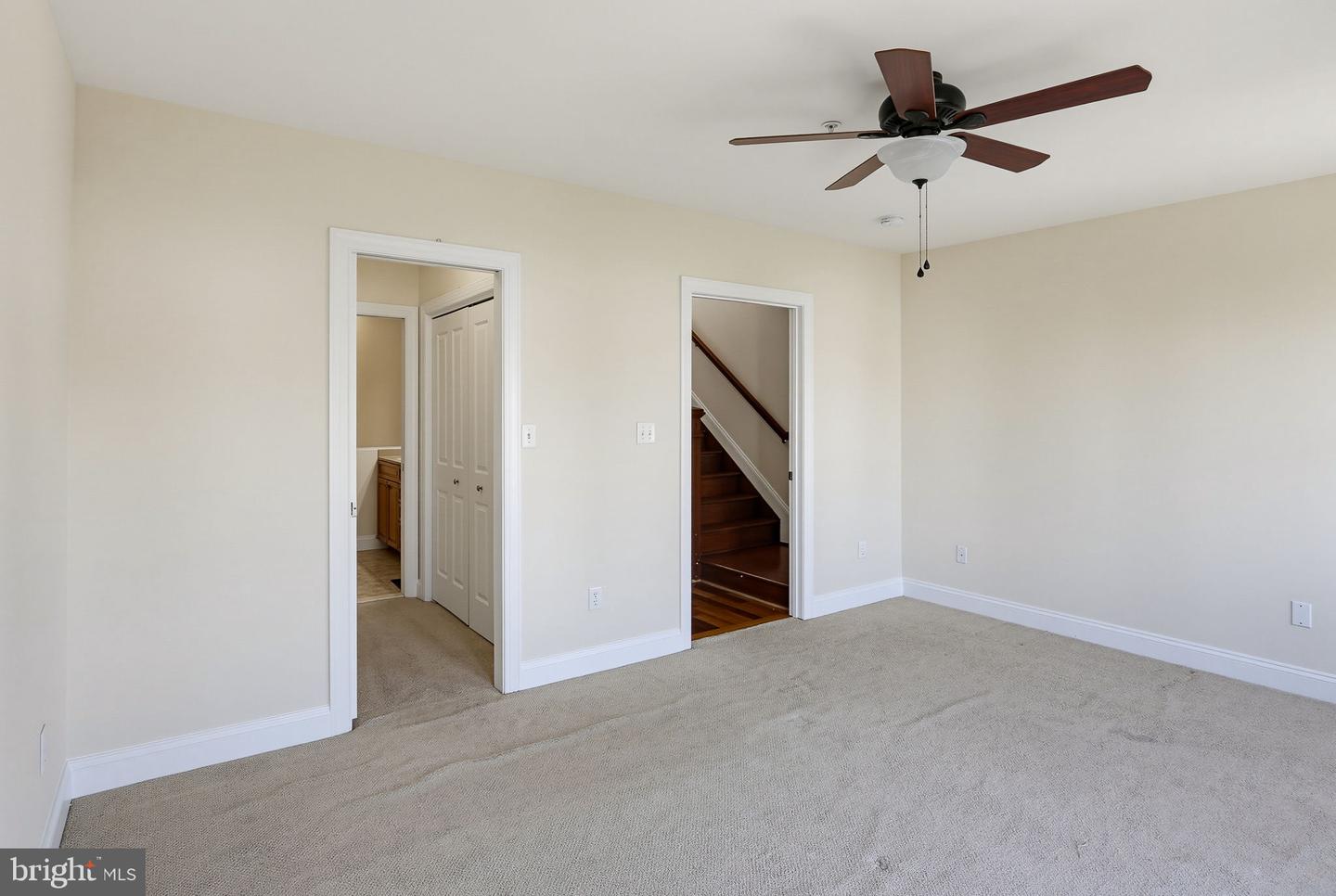 1215 S Bouldin St Property Photo 17