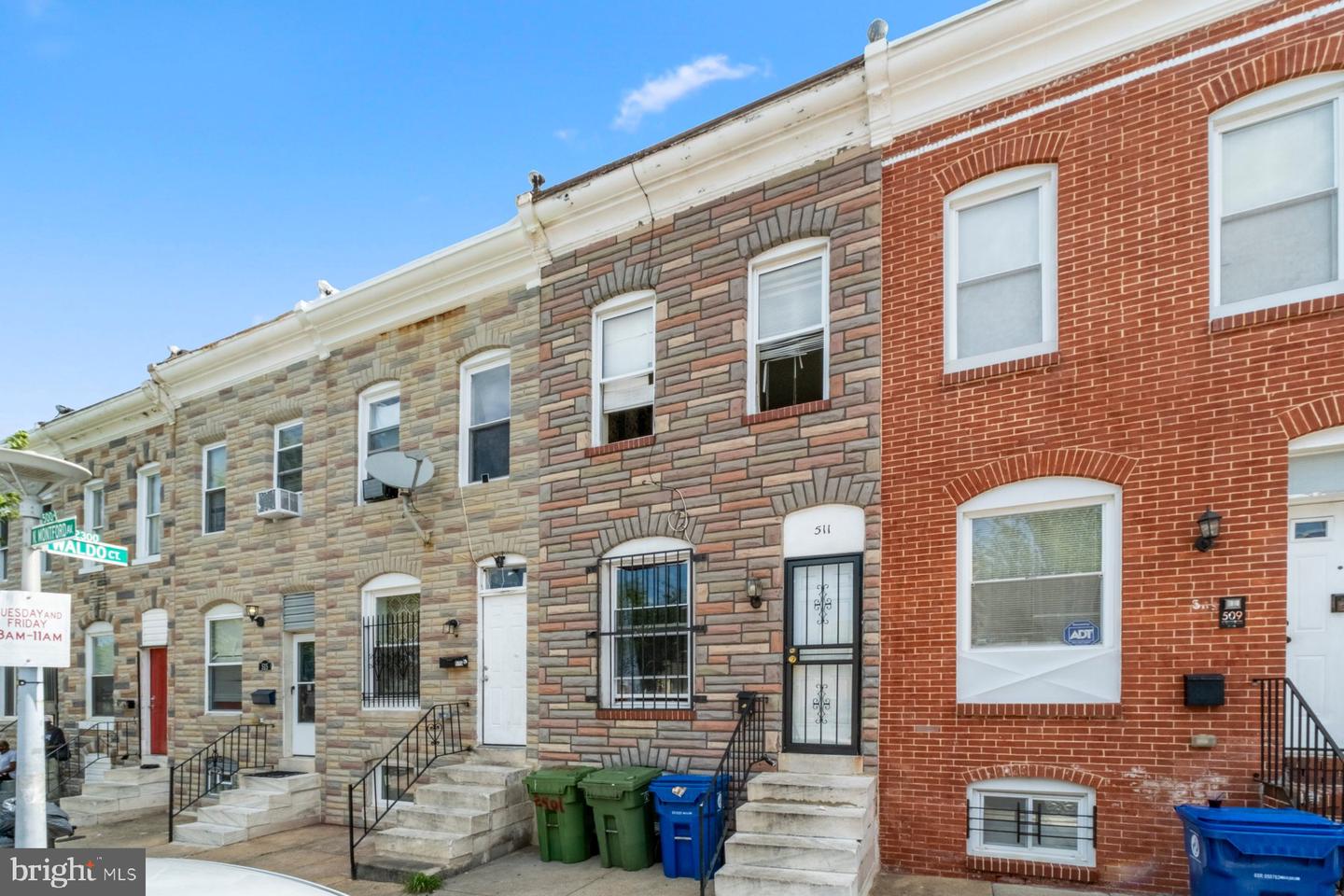 511 N Montford Ave Property Photo 4