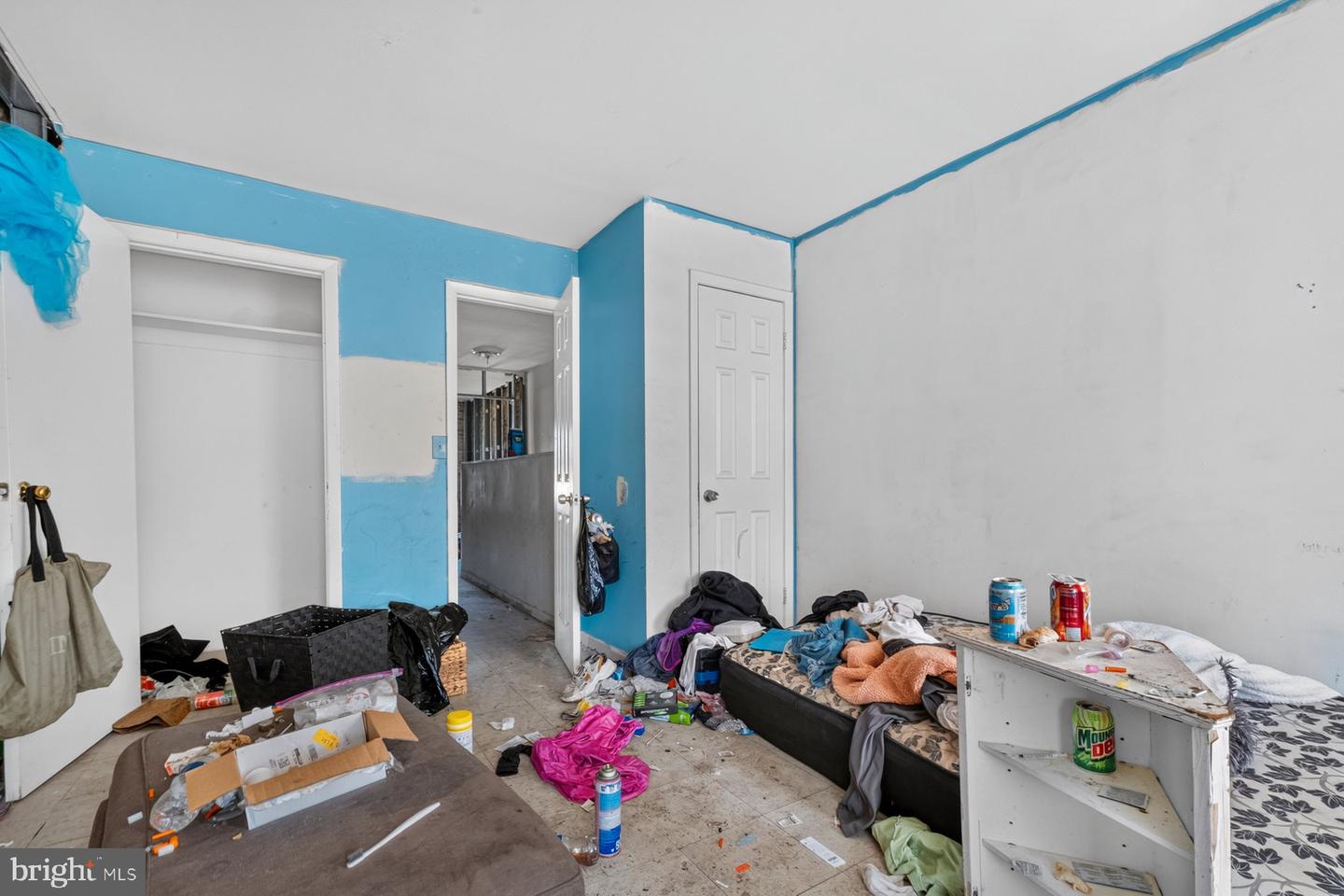 511 N Montford Ave Property Photo 14