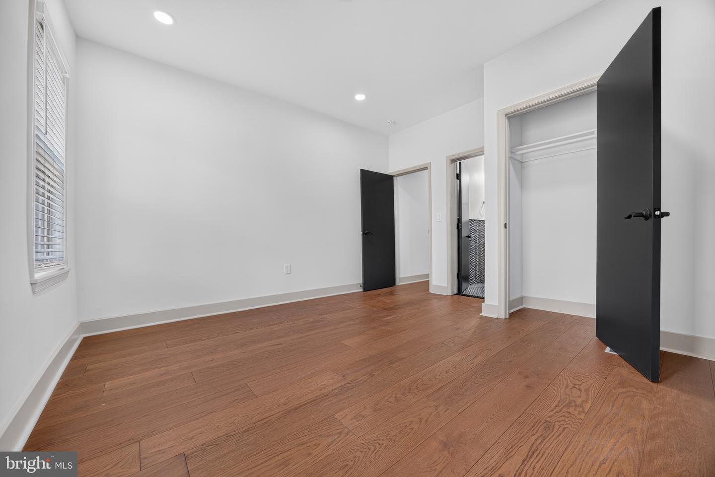 3031 Elliott St Property Photo 29