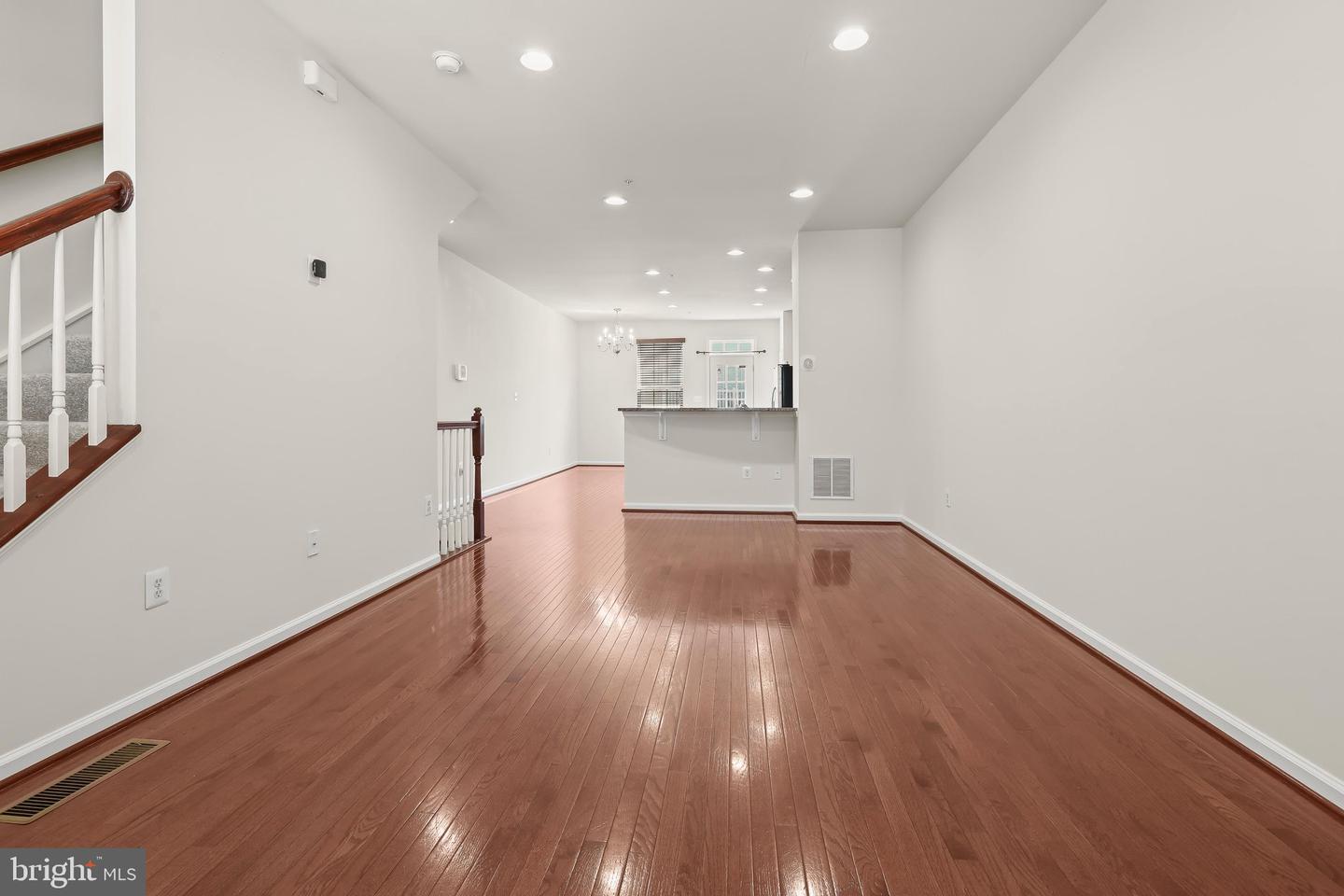 4603 Foster Ave Property Photo 17