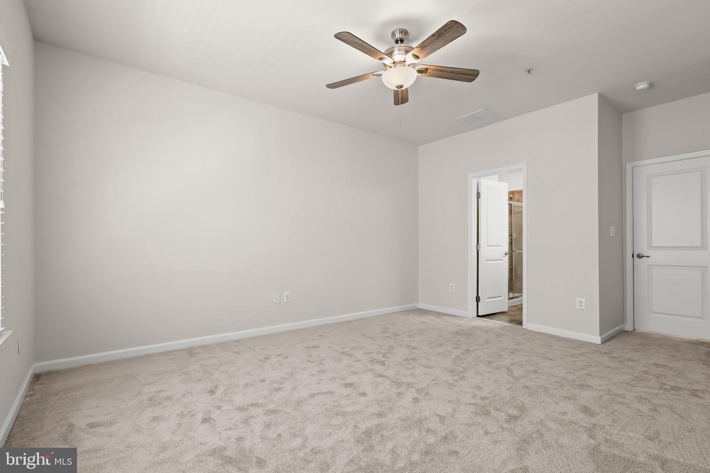 4603 Foster Ave Property Photo 29
