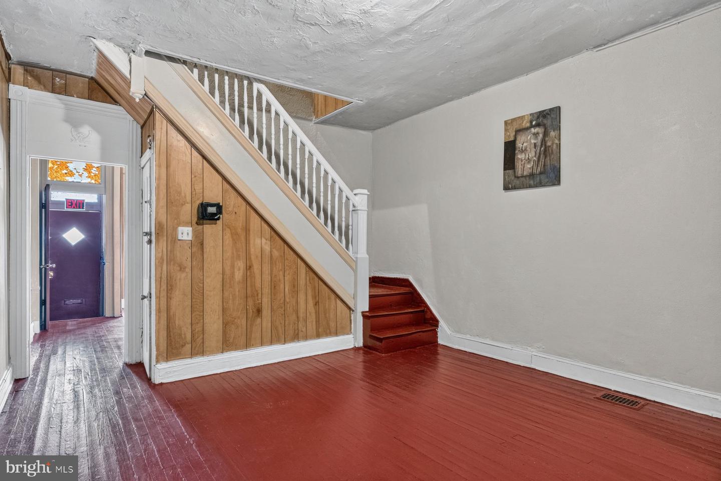 1712 Poplar Grove St Property Photo 6