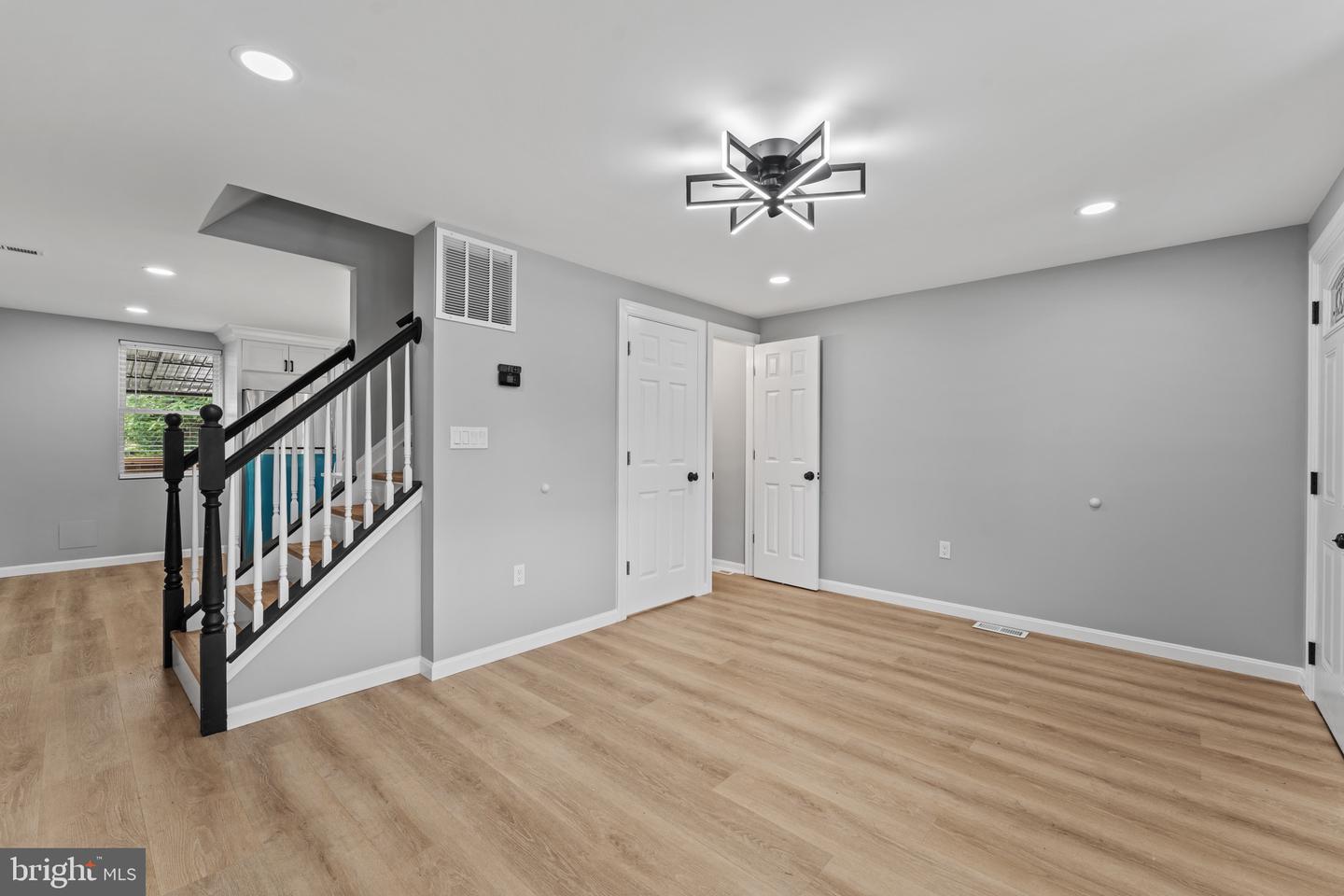 2507 Riggs Ave Property Photo 7
