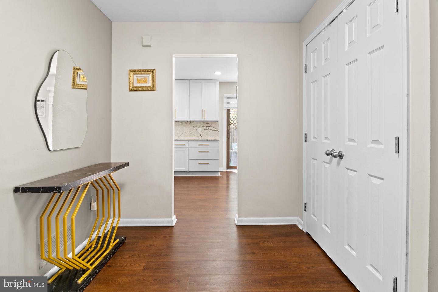 2819 Baneberry Ct Property Photo 2
