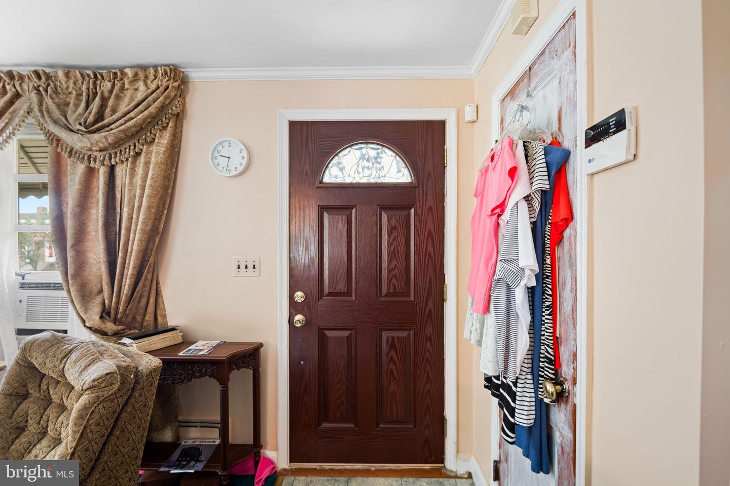 4524 Shamrock Ave Property Photo 2