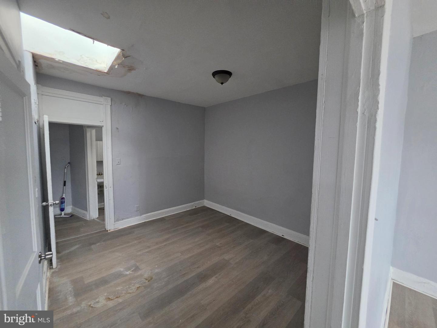 2846 Harlem Ave Property Photo 11