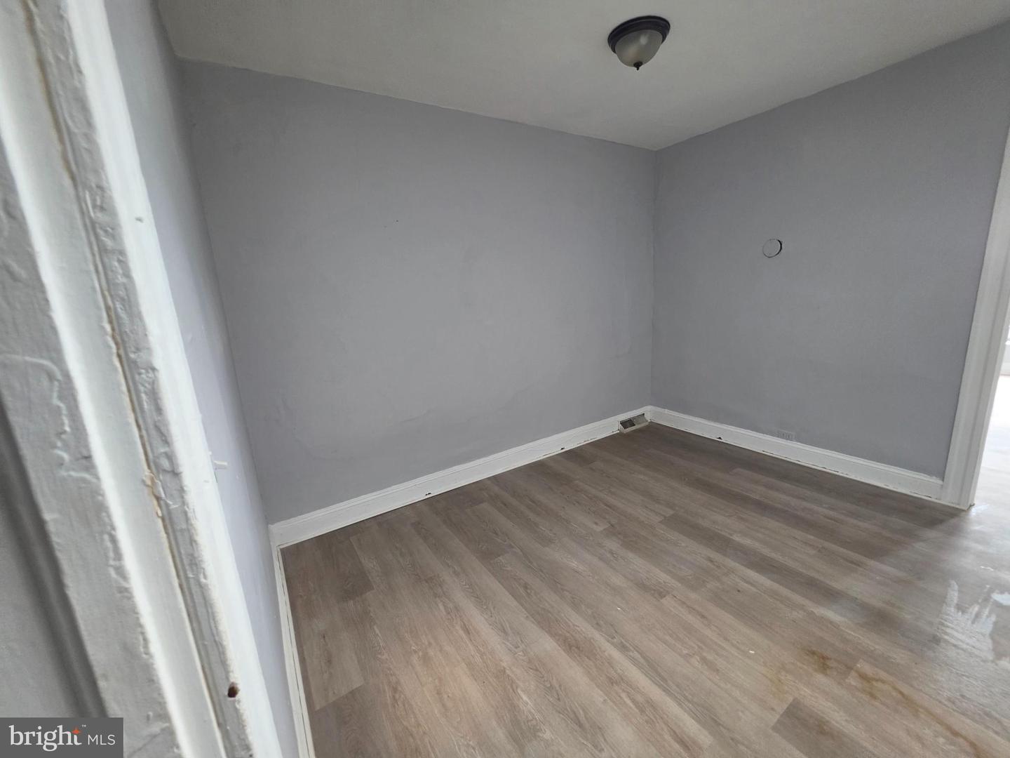 2846 Harlem Ave Property Photo 16