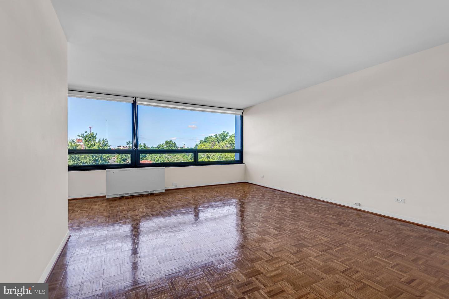 4000 N Charles St #509 Property Photo 6