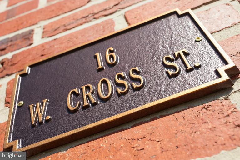 16 W CROSS ST Property Photo 1