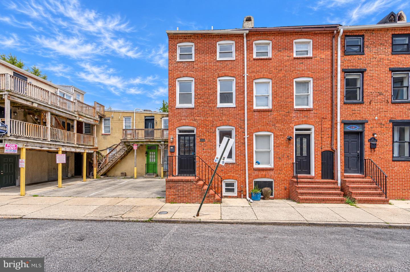 16 W Cross St Property Photo 3