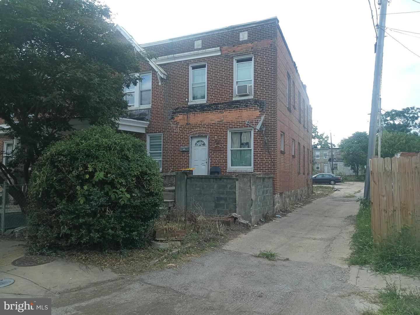 3000 Spaulding Ave Property Photo 1