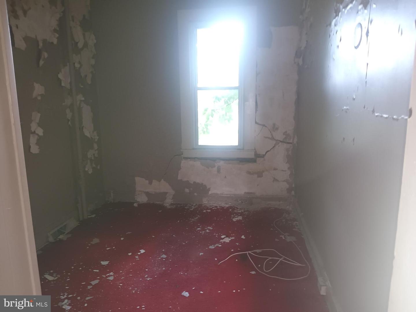 2909 Presstman St Property Photo 9