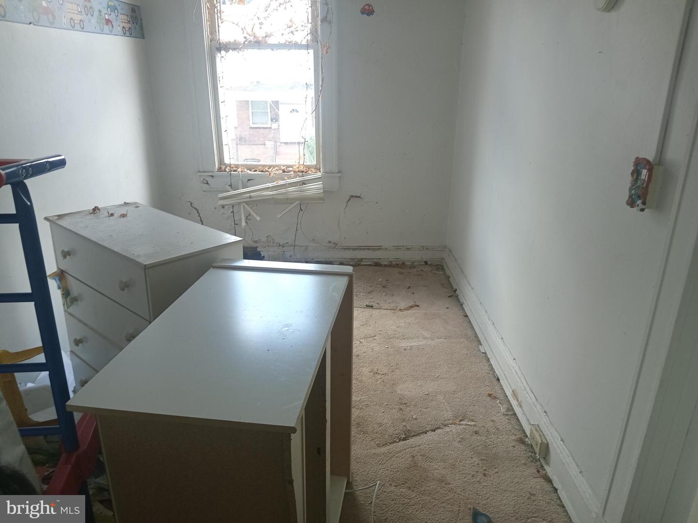 2909 Presstman St Property Photo 11