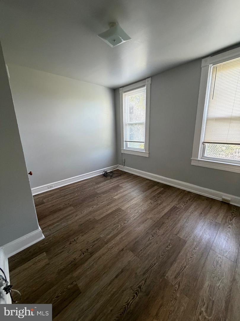 2753 Rayner Ave Property Photo 3