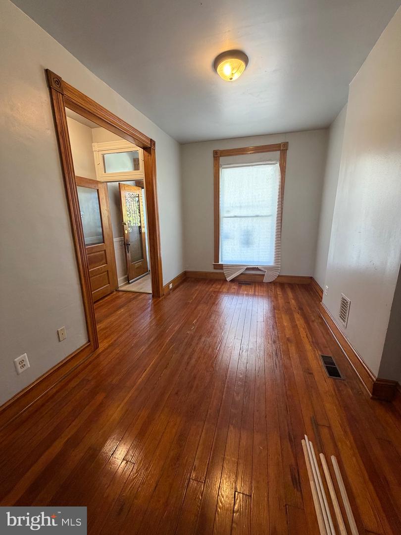 2753 Rayner Ave Property Photo 13