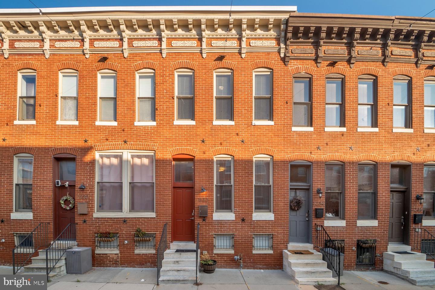 1232 N Gay St Property Photo 1